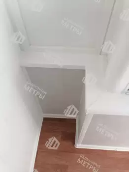 Холодное остекление балкона в многоквартирном доме