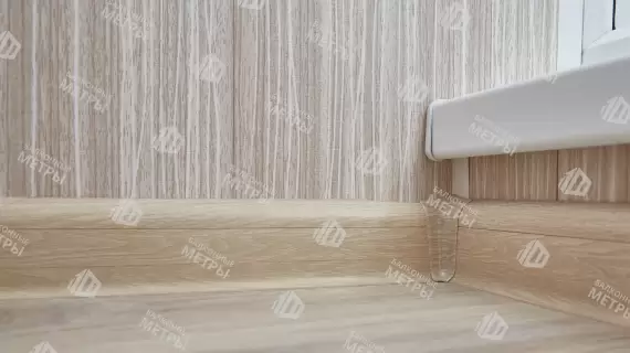 Отделка балкона МДФ с утеплением и остеклением Отделка балкона МДФ с утеплением и остеклением